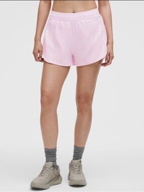 NWT: Lululemon: Ruched-Side High Rise 3” length
